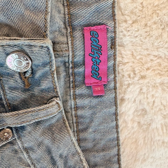 Edikted Bow Light Blue Jeans - Picture 5 of 8